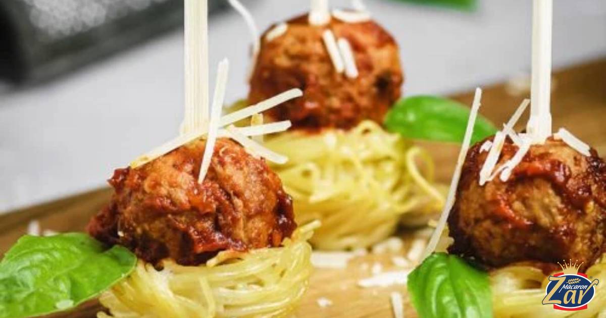 پاستا میت بال