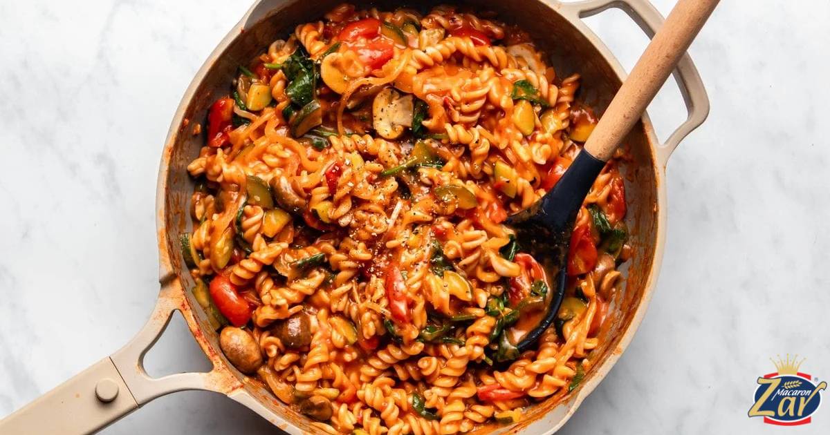 پاستا خانگی با سس مخصوص