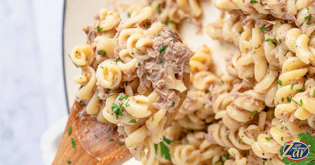 پاستا با سس پستو