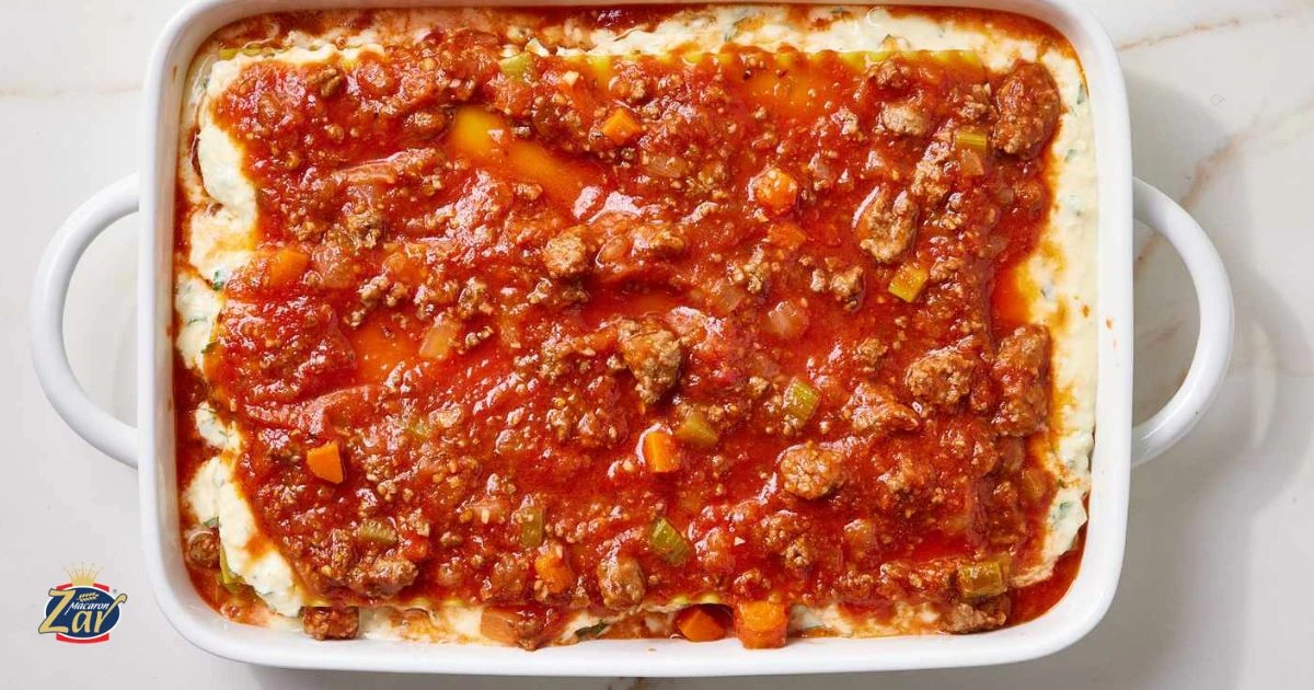 لازانیا با سس گوشت