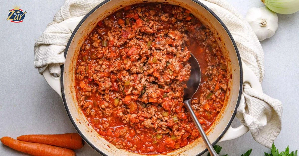 سس بولونز برای لازانیا (Bolognese)