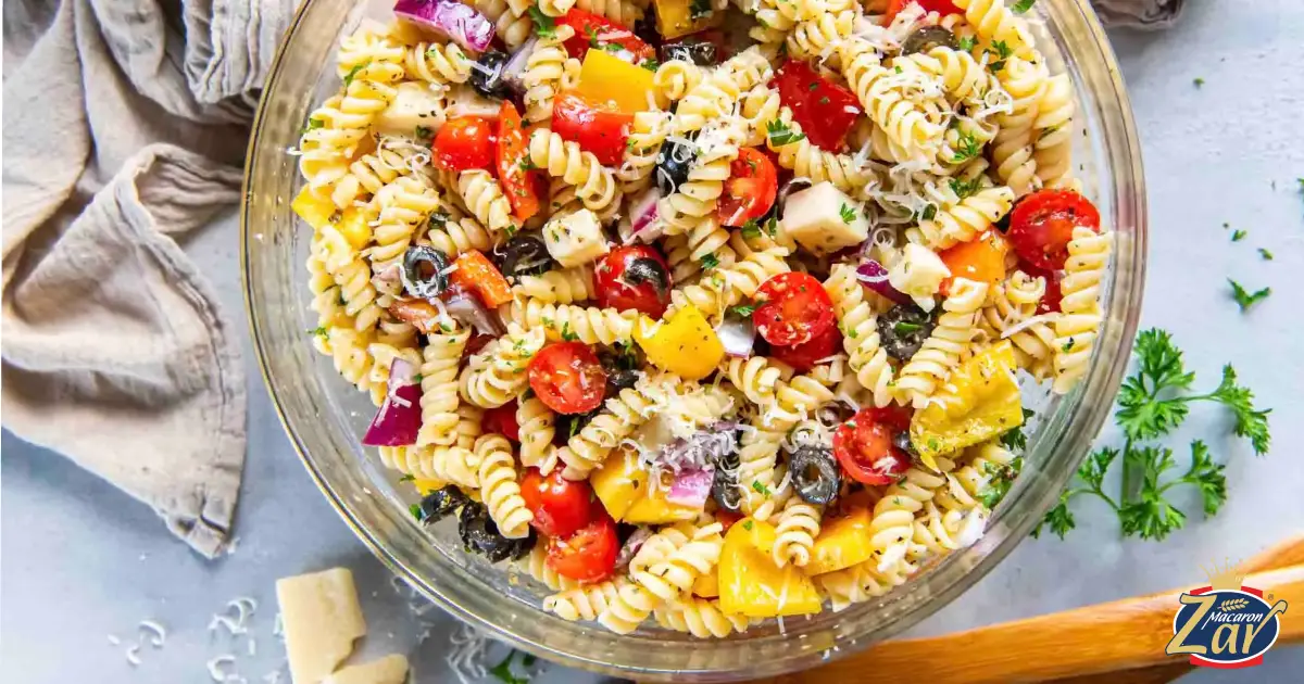 پاستا با مواد ساده